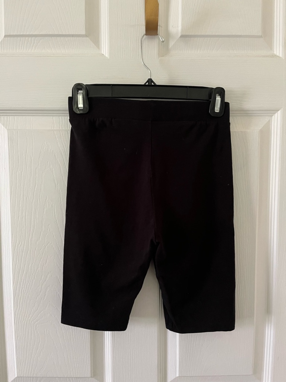 H&M Women’s Black Stretch Biker Shorts - Picture 2 of 5